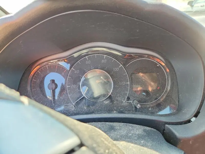 2015 NISSAN VERSA NOTE SV  