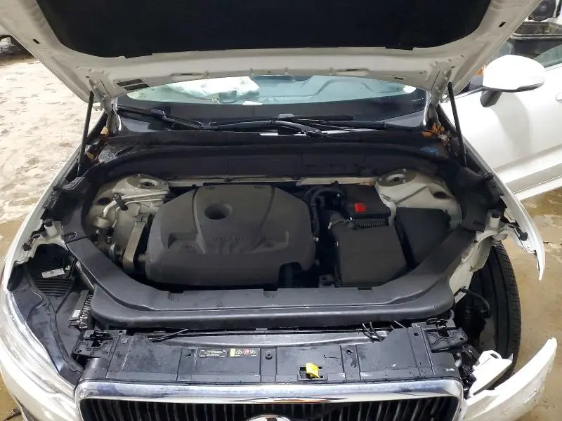 2018 VOLVO XC60 T5  