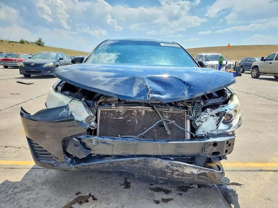 2014 TOYOTA CAMRY LE  