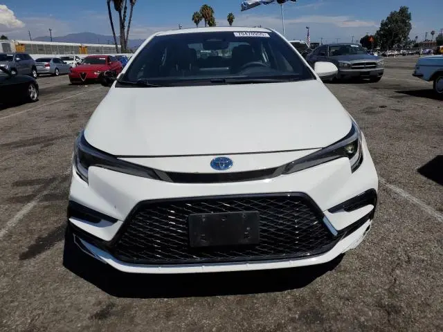 2024 TOYOTA COROLLA LE  