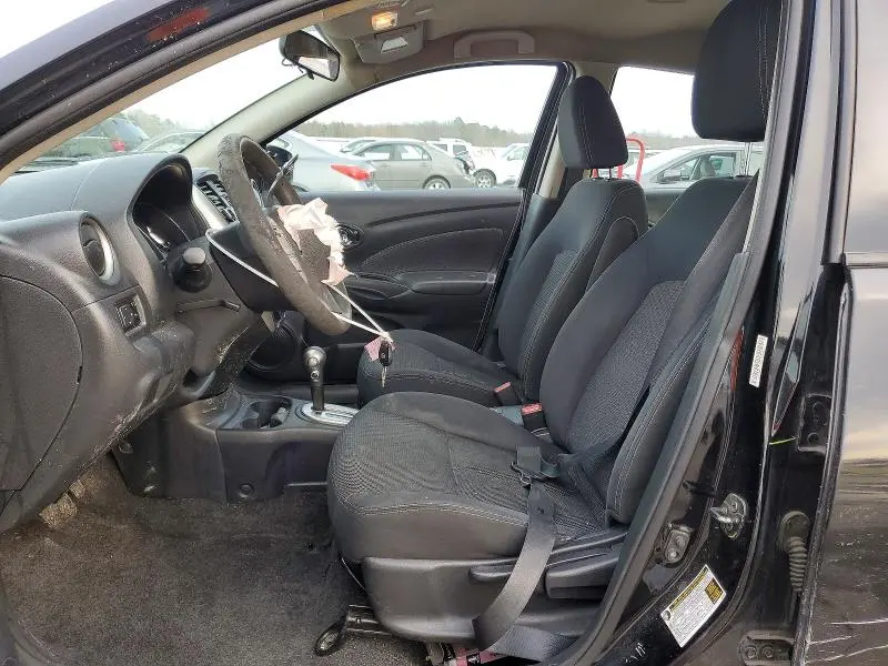 2016 NISSAN VERSA S  