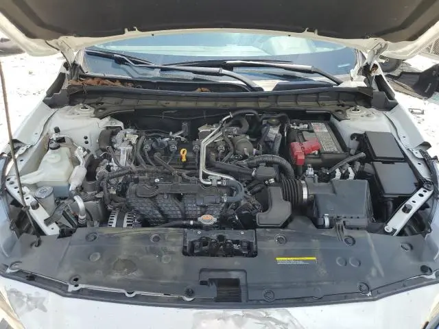 2023 NISSAN ALTIMA SV  