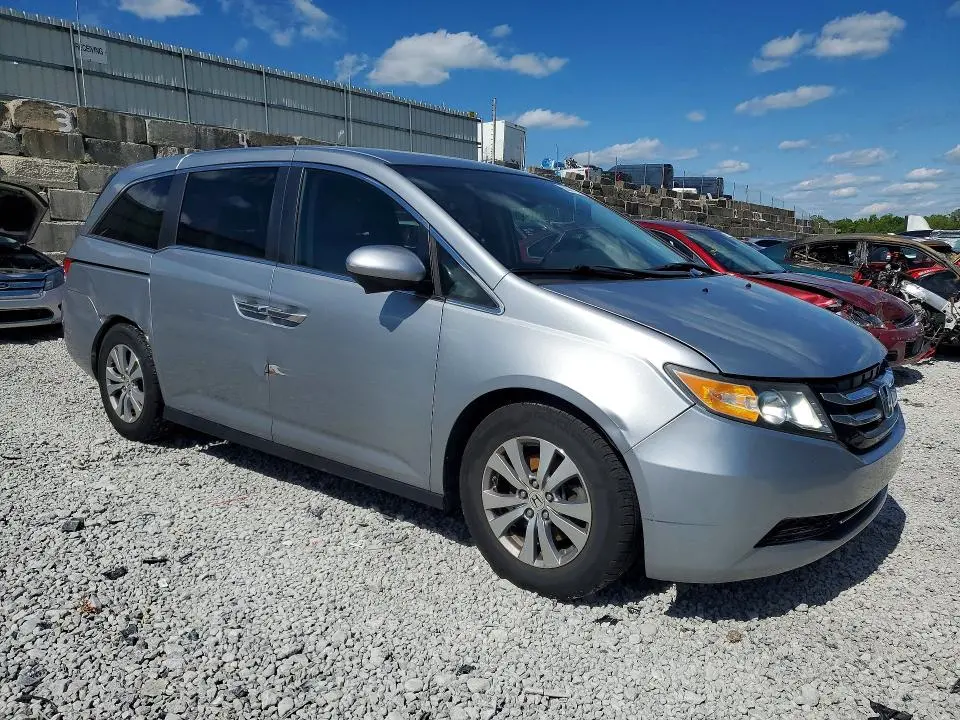 2016 HONDA ODYSSEY SE  
