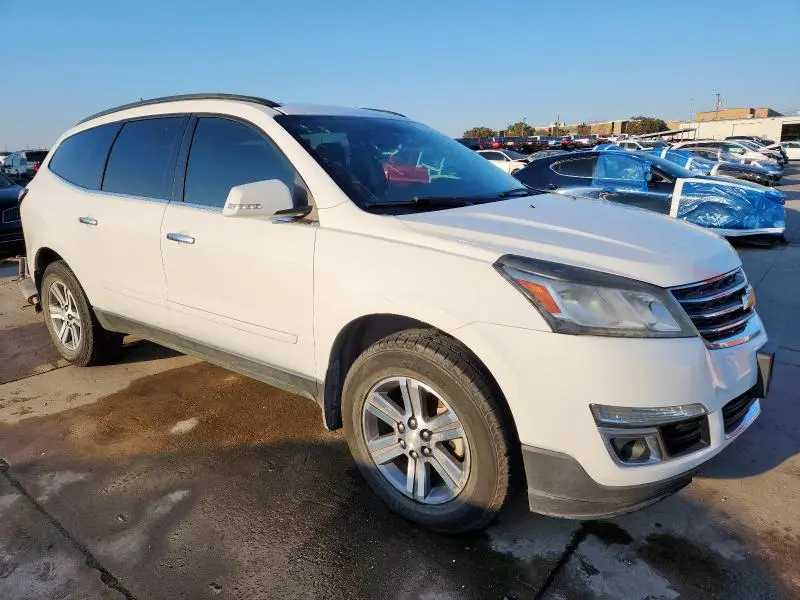 2017 CHEVROLET TRAVERSE LT  