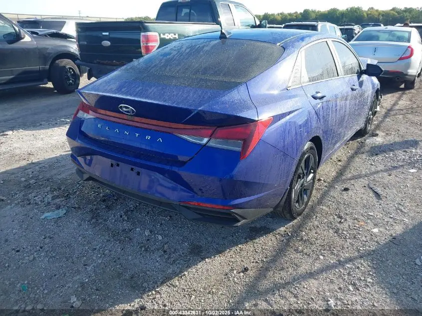 2022 HYUNDAI ELANTRA SEL