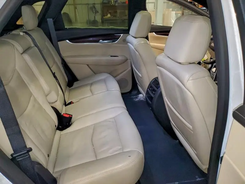 2017 CADILLAC XT5 PREMIUM LUXURY  