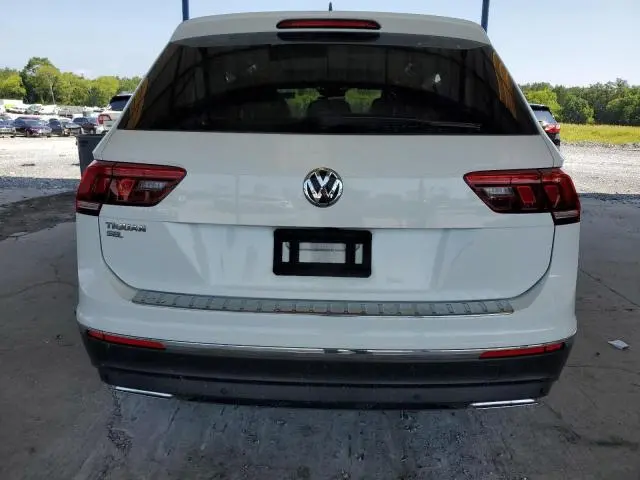 2021 VOLKSWAGEN TIGUAN SE  