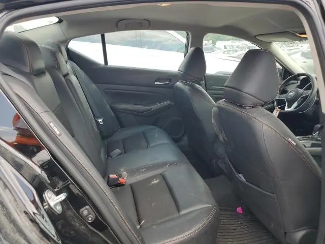 2022 NISSAN ALTIMA SR  