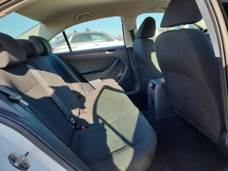 2016 VOLKSWAGEN JETTA S  