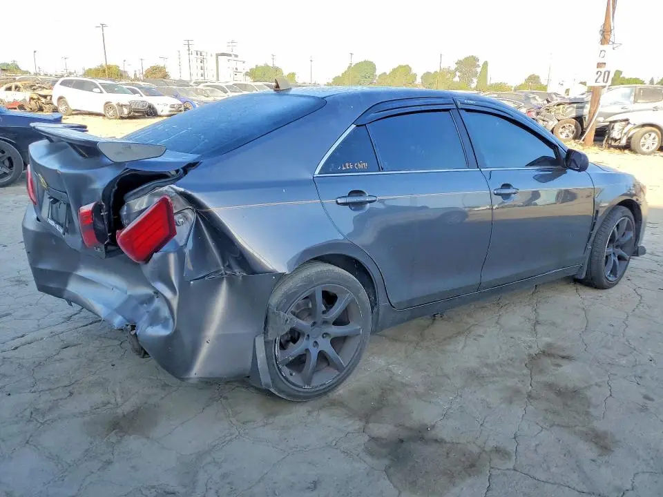 2011 TOYOTA CAMRY LE  