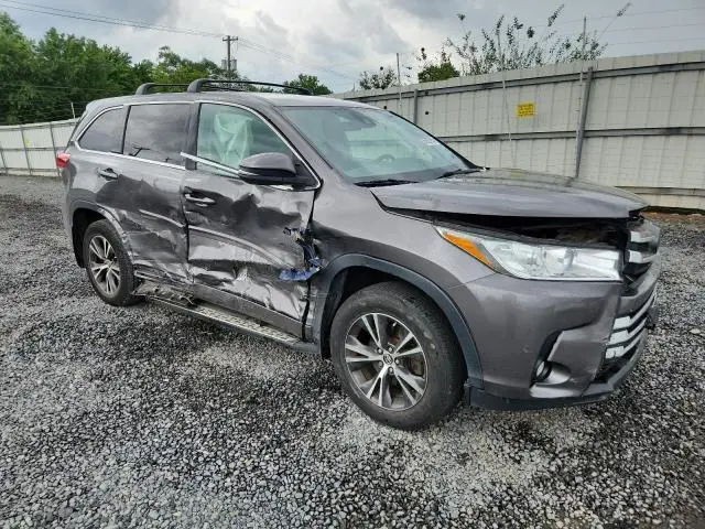 2018 TOYOTA HIGHLANDER LE  