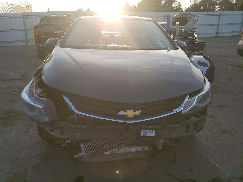 2017 CHEVROLET CRUZE LT  