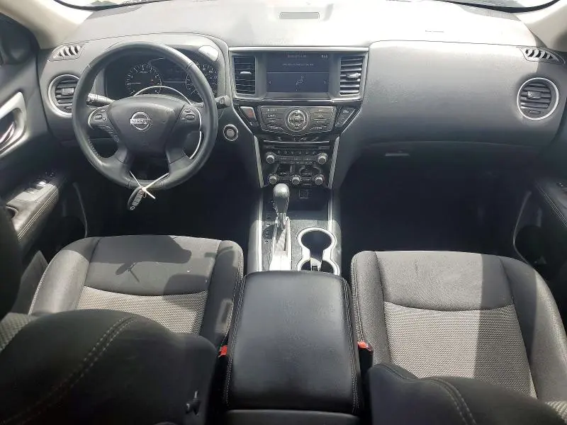 2018 NISSAN PATHFINDER SV  