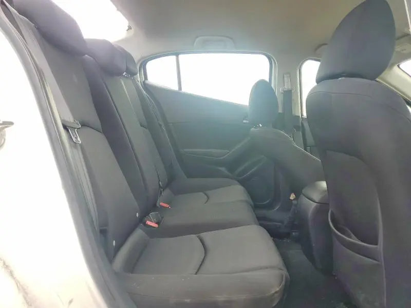 2016 MAZDA 3   