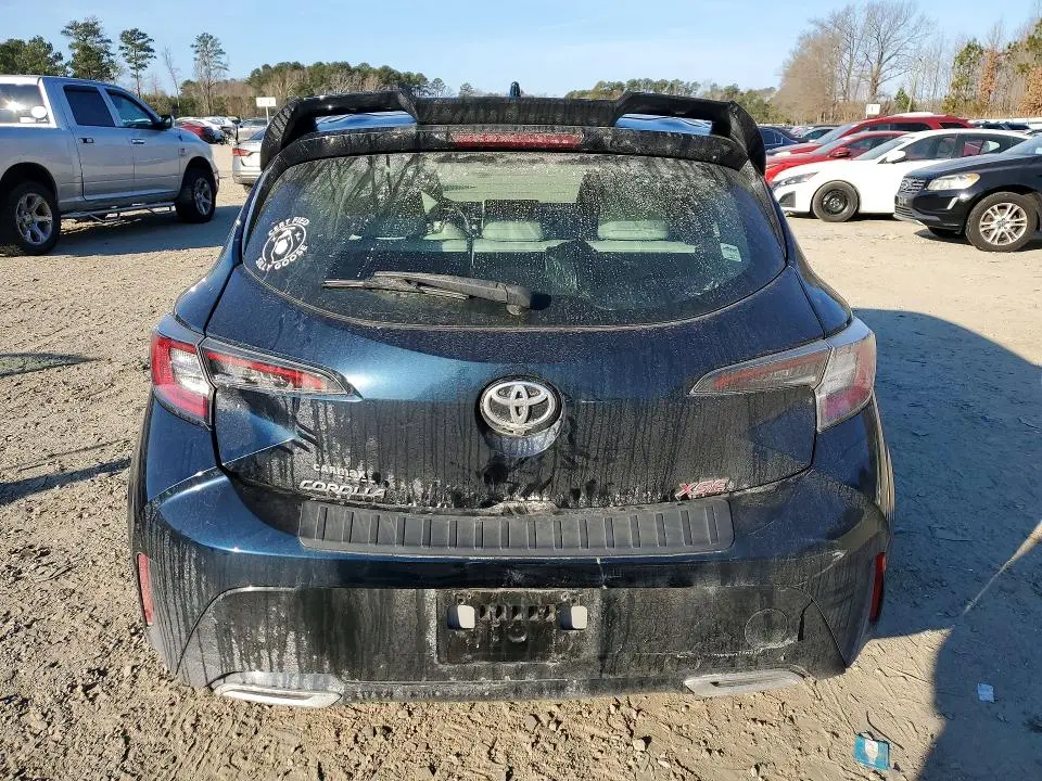 2019 TOYOTA COROLLA SE  