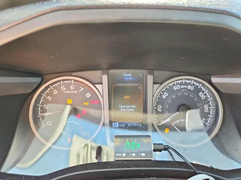 2017 TOYOTA TACOMA SR5 V6  