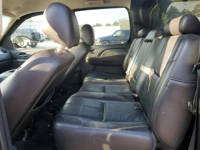 2010 CHEVROLET AVALANCHE LT  