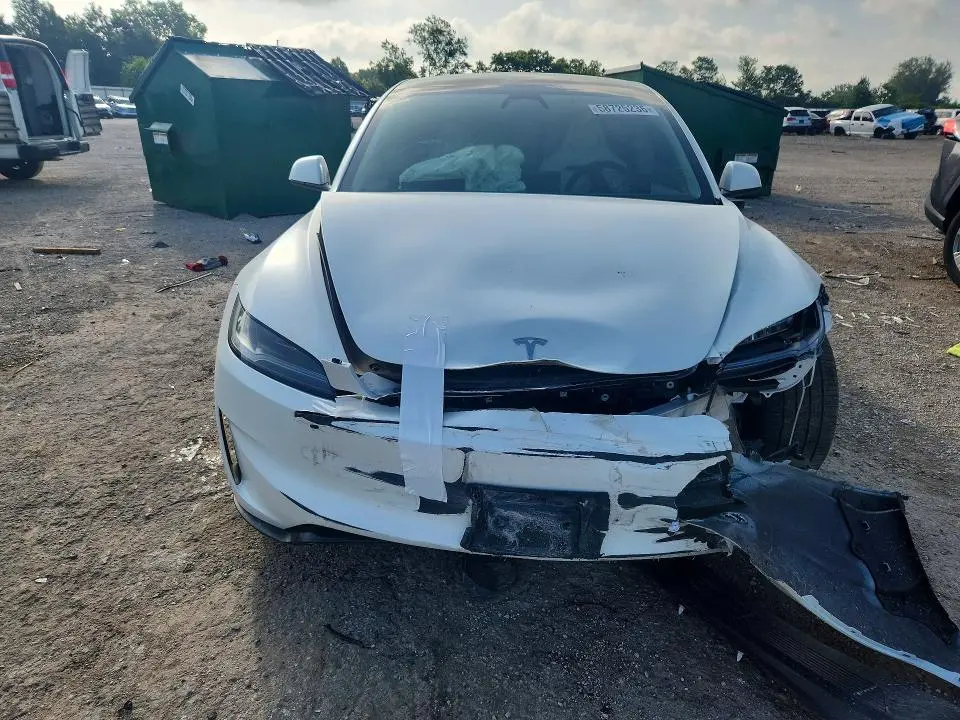 2025 TESLA MODEL 3   
