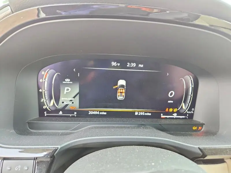 2023 INFINITI QX60 LUXE  