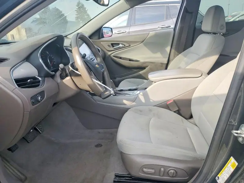 2017 CHEVROLET MALIBU LT  