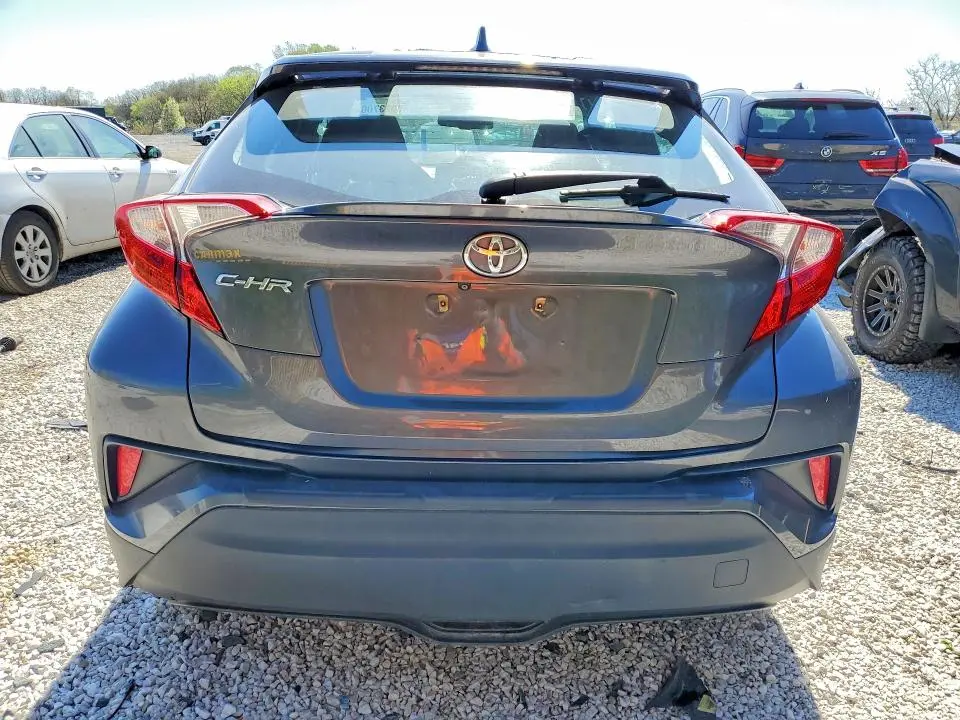 2018 TOYOTA C-HR XLE  
