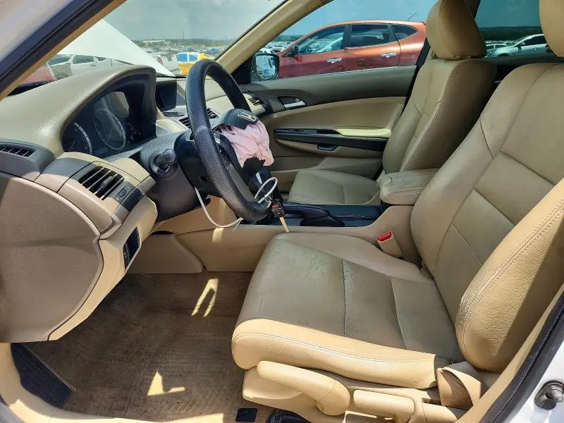 2010 HONDA ACCORD LX  