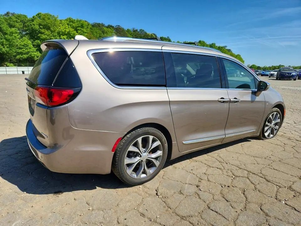 2018 CHRYSLER PACIFICA LIMITED  
