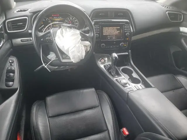 2021 NISSAN MAXIMA SV  