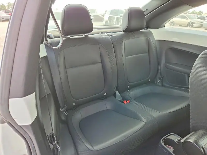 2013 VOLKSWAGEN BEETLE   