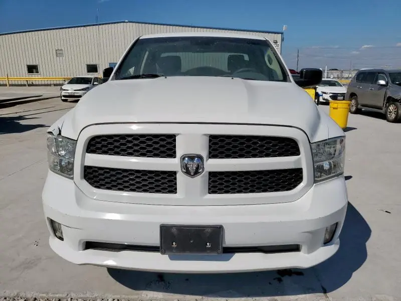 2014 RAM 1500 ST