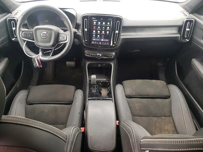 2023 VOLVO XC40 RECHARGE PLUS  