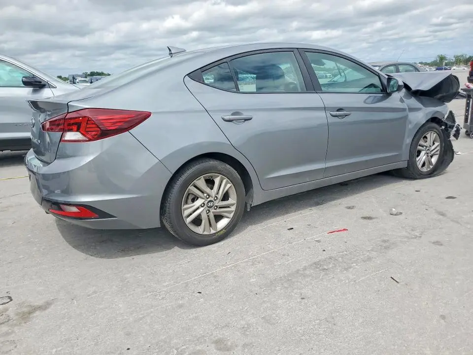 2019 HYUNDAI ELANTRA SEL  