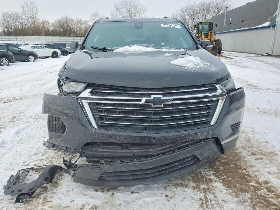 2023 CHEVROLET TRAVERSE LT  