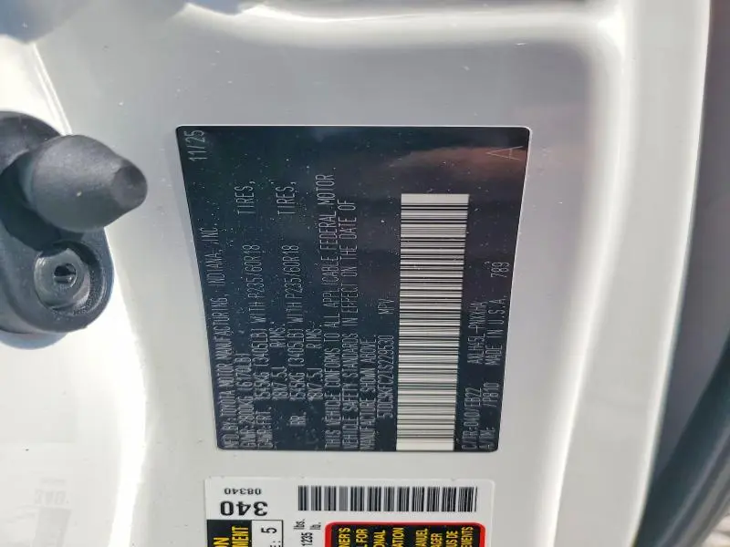 2026 TOYOTA SIENNA WOODLAND EDITION  