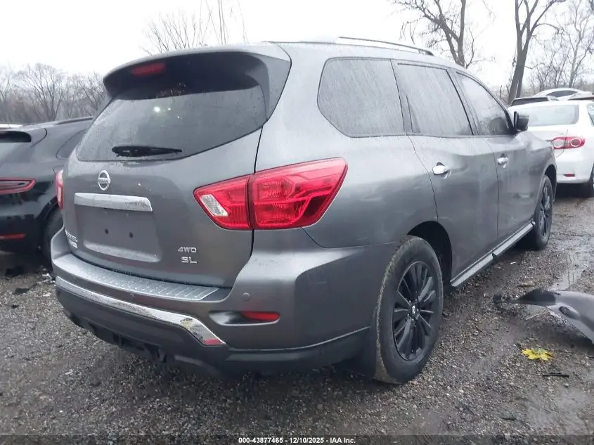 2017 NISSAN PATHFINDER SL