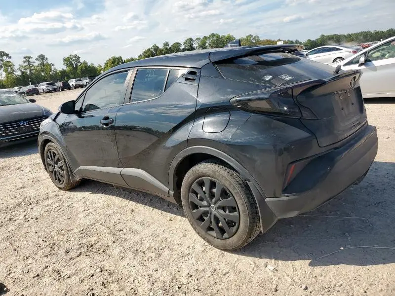 2021 TOYOTA C-HR XLE  