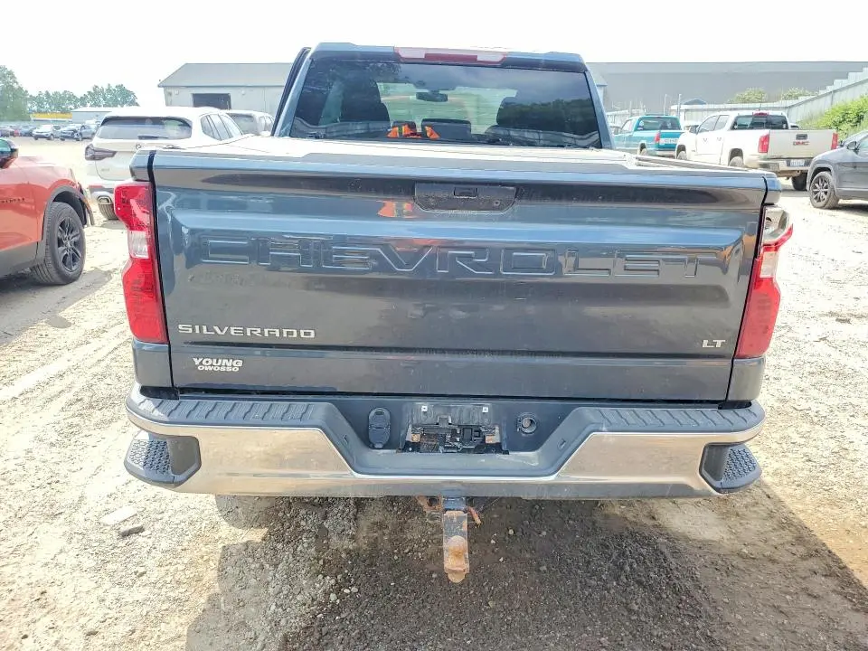 2021 CHEVROLET SILVERADO K1500 LT  