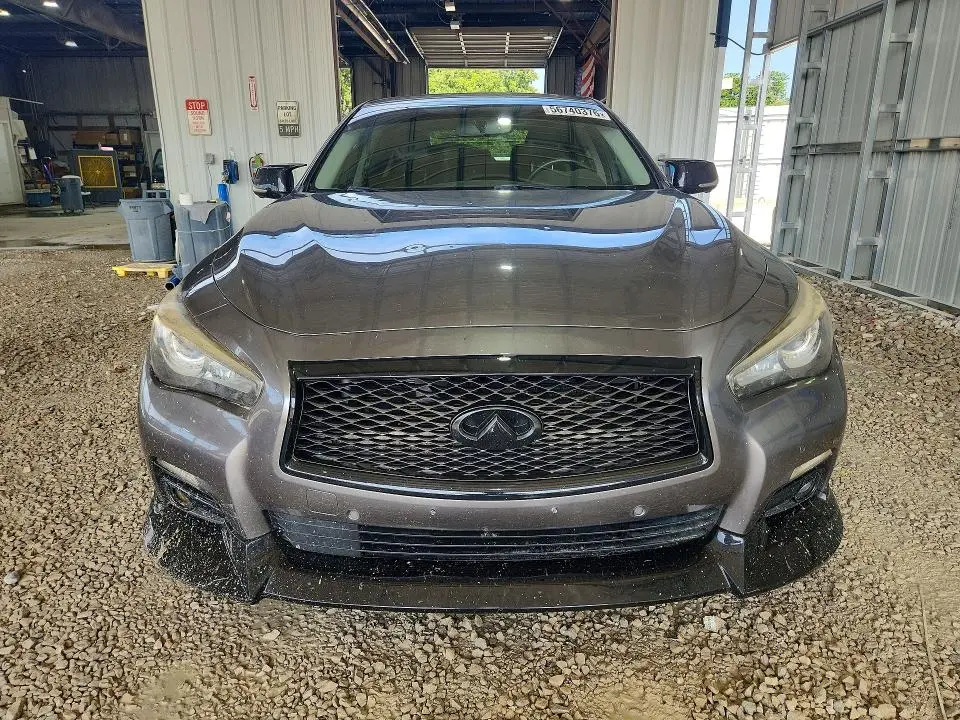 2016 INFINITI Q50   