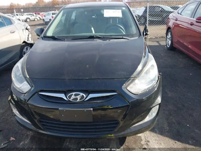2013 HYUNDAI ACCENT SE