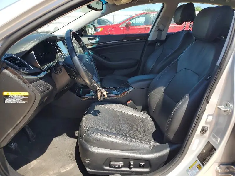 2016 KIA CADENZA LUXURY  