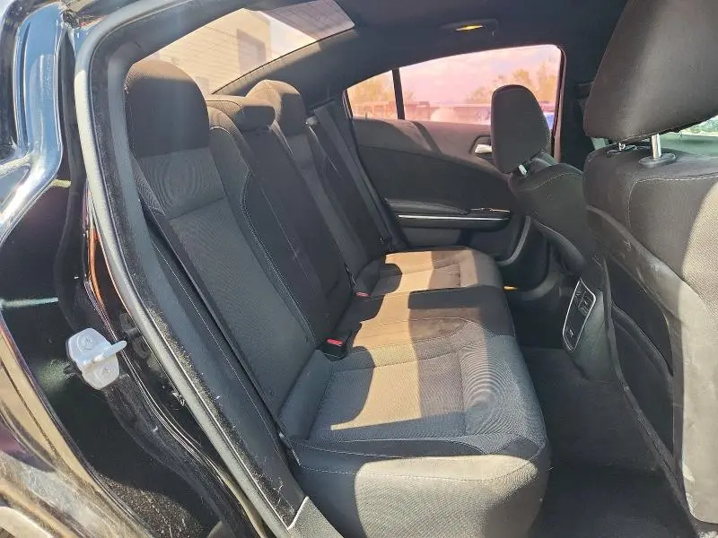 2015 DODGE CHARGER SXT  