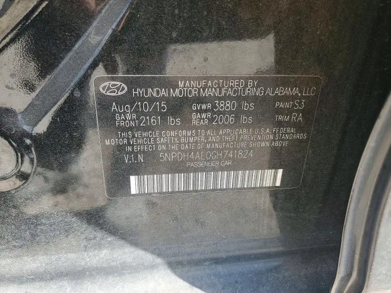 2016 HYUNDAI ELANTRA SE  