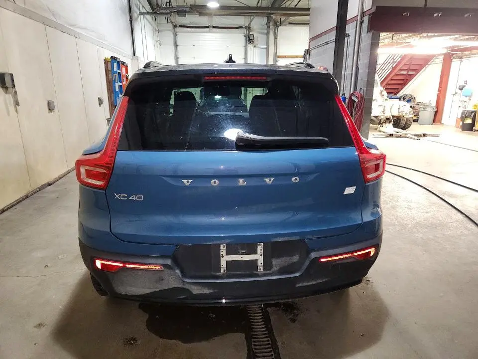 2023 VOLVO XC40 RECHARGE ULTIMATE  