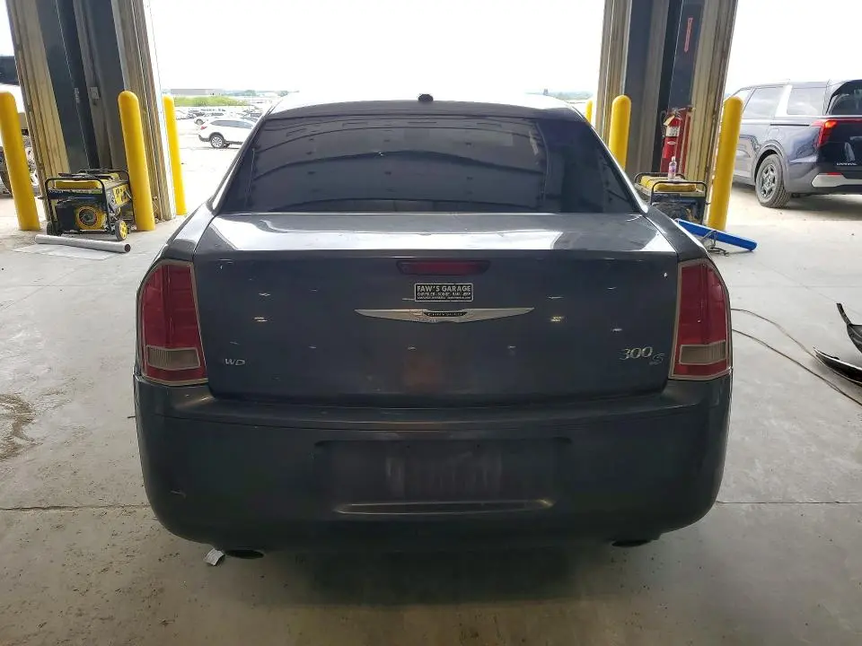 2013 CHRYSLER 300 S  
