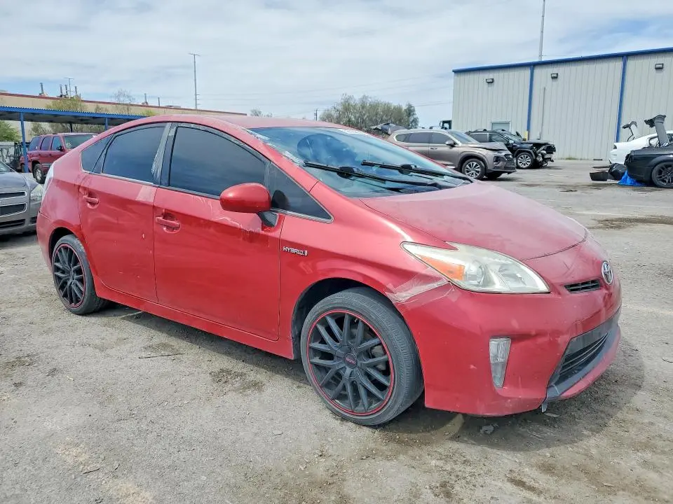 2013 TOYOTA PRIUS TWO  