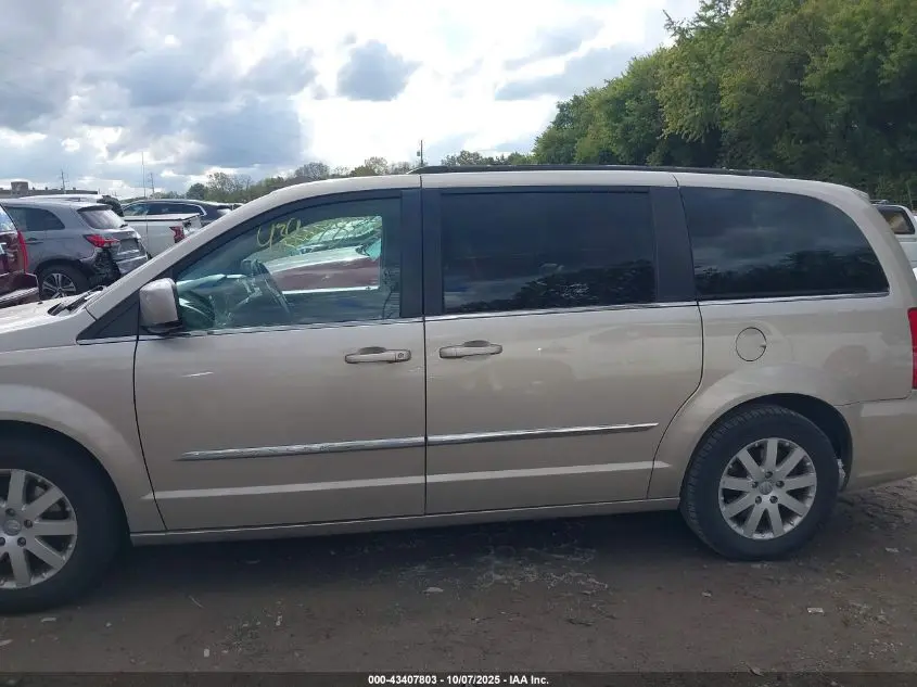 2015 CHRYSLER TOWN & COUNTRY TOURING
