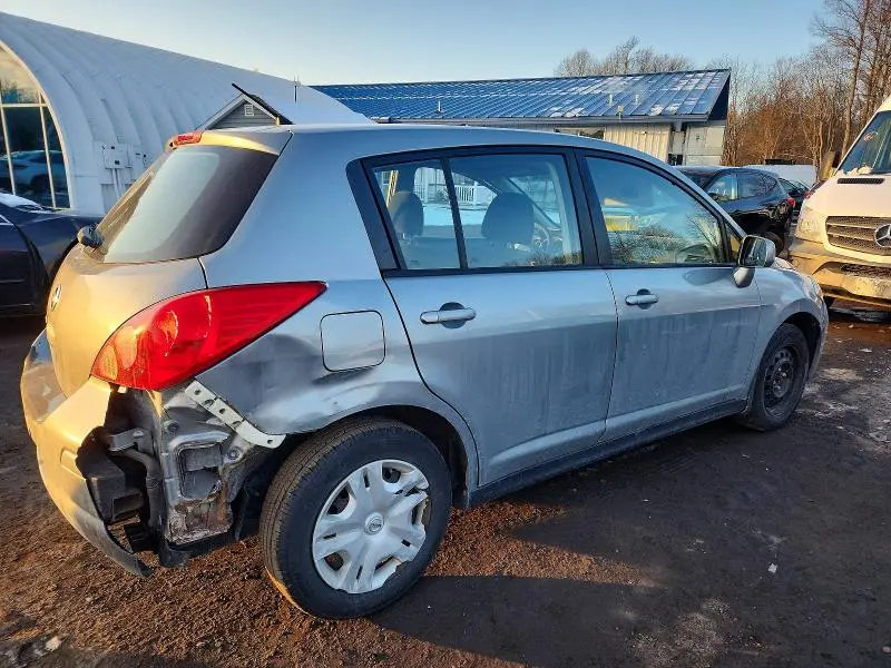 2011 NISSAN VERSA S  