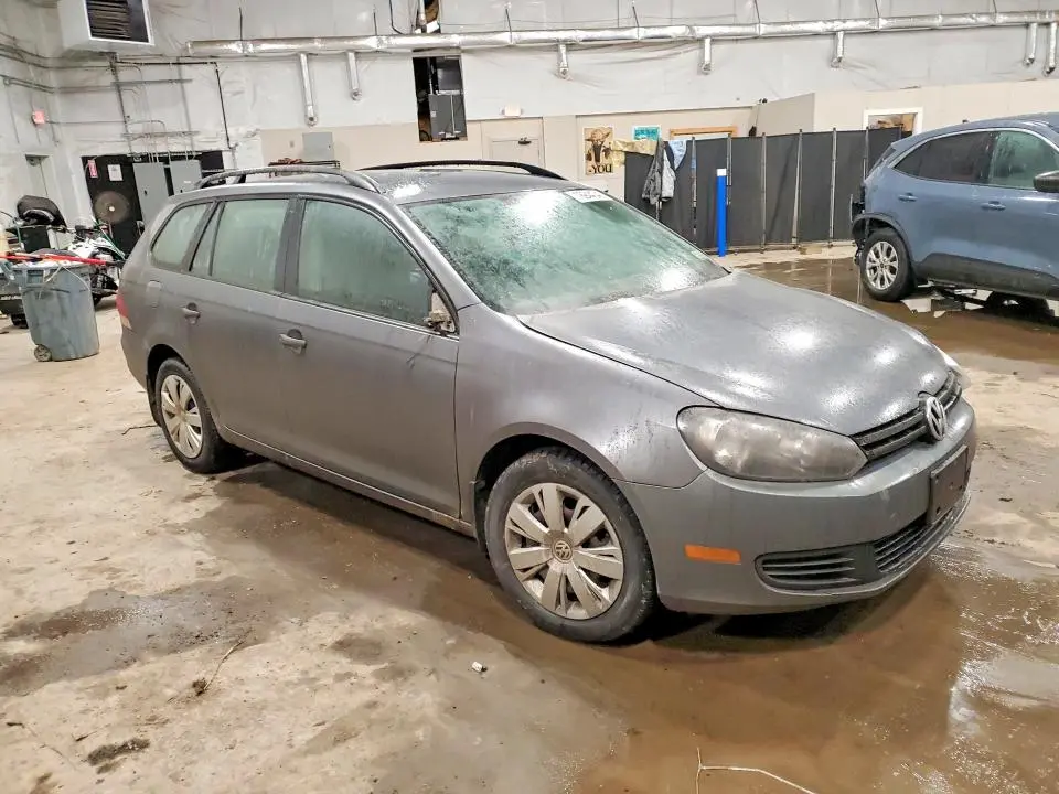 2013 VOLKSWAGEN JETTA S  