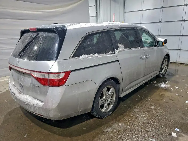 2011 HONDA ODYSSEY TOURING  