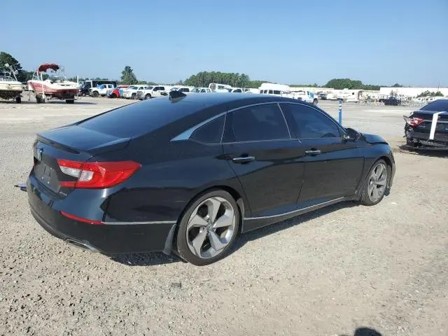 2018 HONDA ACCORD TOURING  